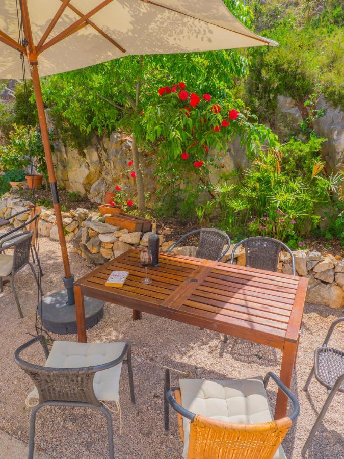 Hostel Kapa Hvar Town Esterno foto